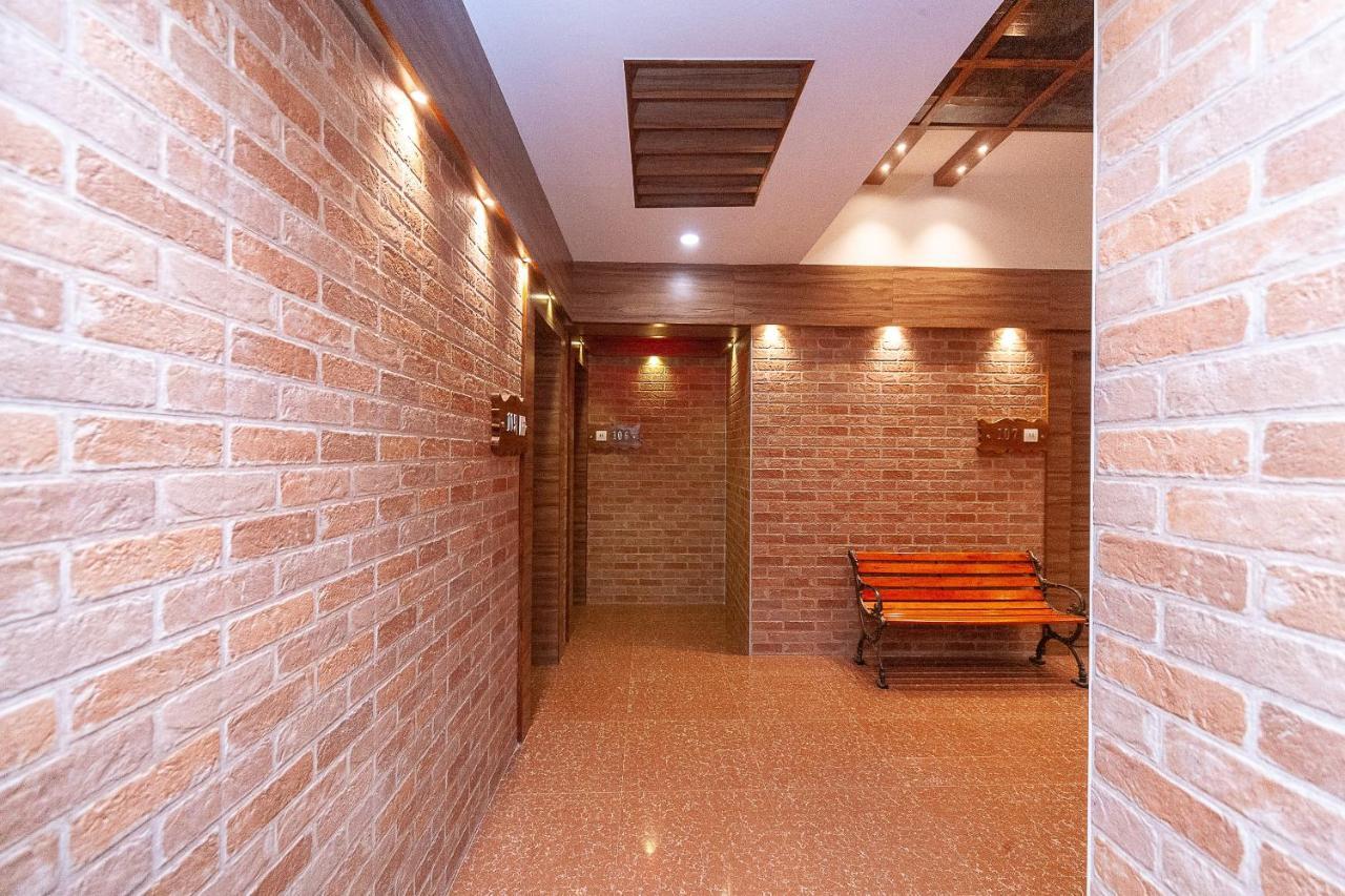 Oyo 29859 Rds Guest House Ambur Exterior foto